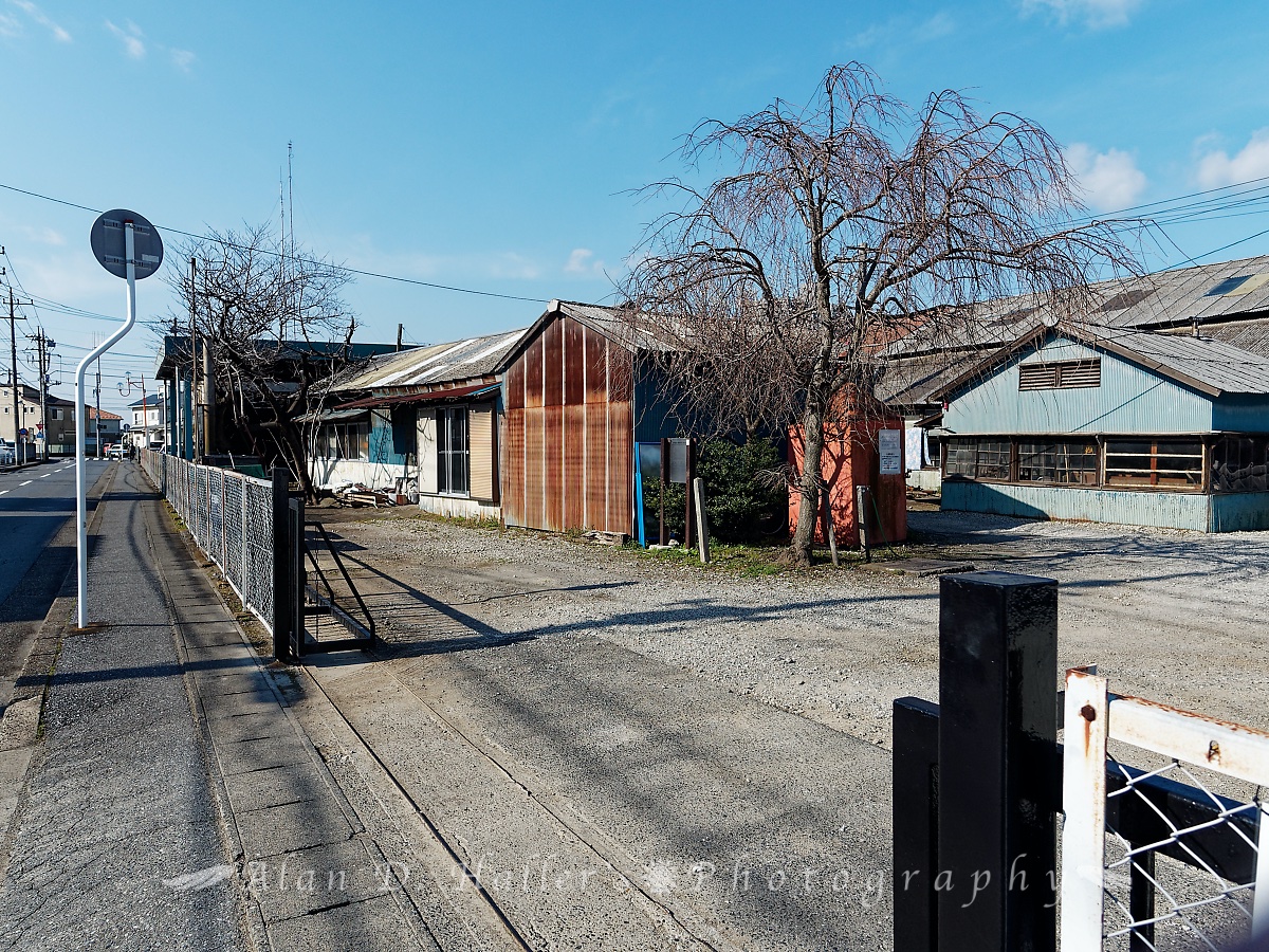 小湊鐵道の車庫入口の画像